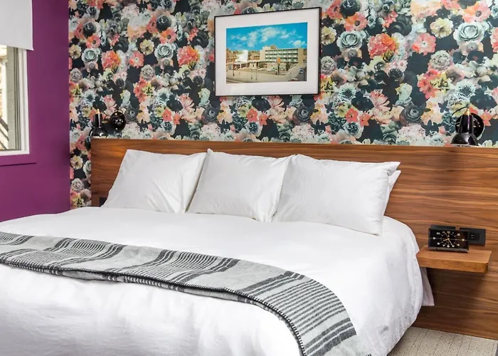 Motel South Wind